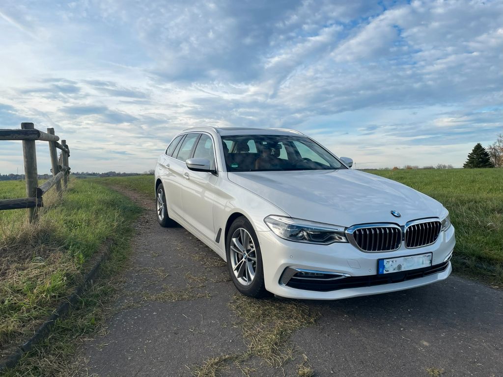 Image of BMW 530
