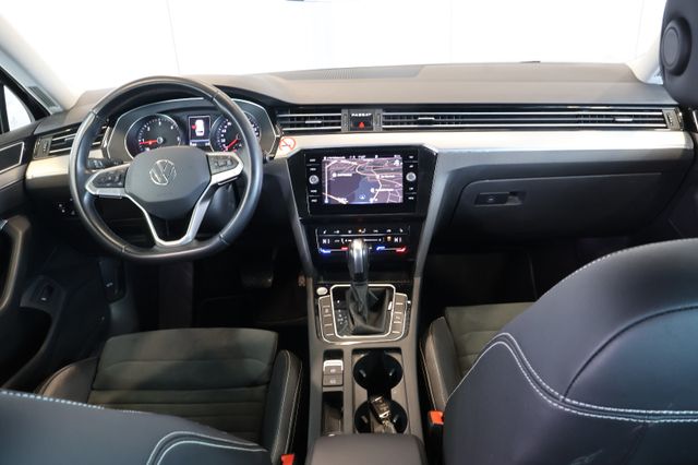 Volkswagen Passat 2.0 TDI Elegance ACC+MATRIX+CARPLAY+AHK