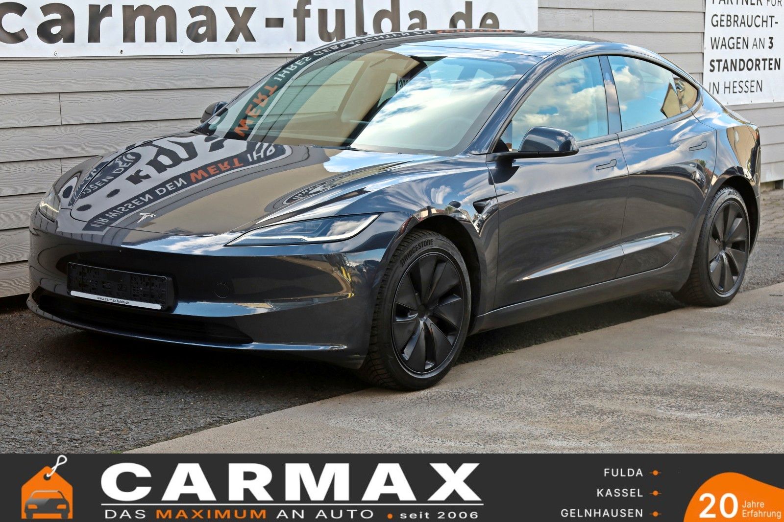 Fahrzeugabbildung Tesla Model 3 Long Range Dual AWD,Navi,Kamera,Panorama