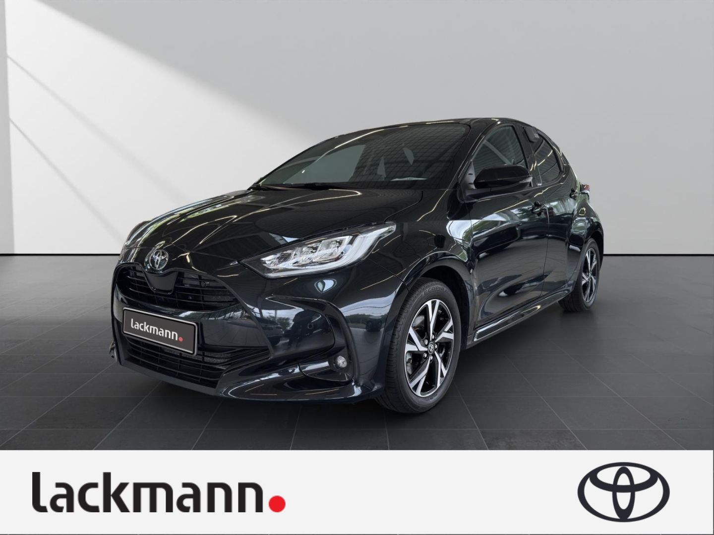 Toyota Yaris Hybrid 1.5 Team DK PDC Sitzheizung Lenkrad