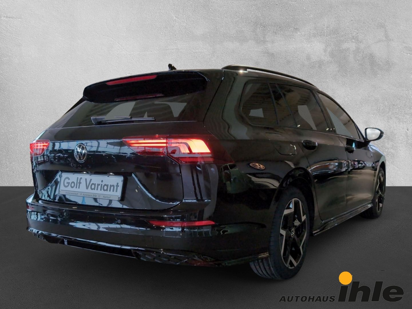 Volkswagen Golf Variant R-Line Black Style 1,5 eTSI DSG HUD foto 3