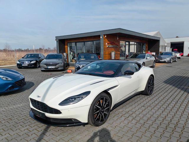 Aston Martin DB11 4.0 V8 Voll TOP Auto 1 Hand CARBON * Tausch