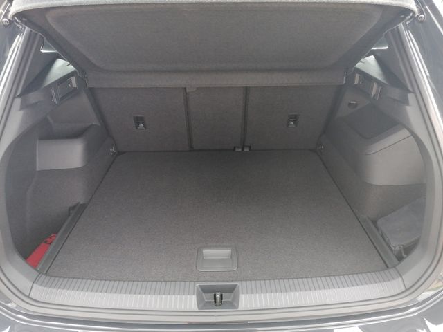 Tiguan R-Line 1.5 eTSI DSG AHK+NAVI+NEUES MODELL