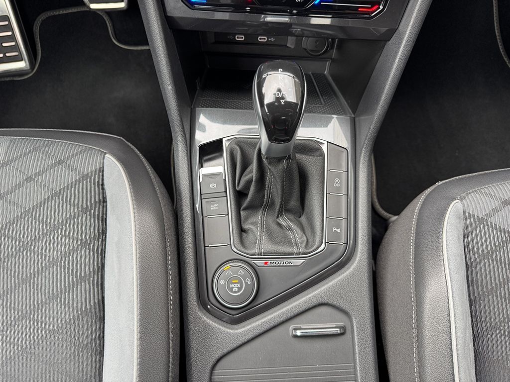 Tiguan Allspace 2.0 TDI DSG 4MOTION R-LINE*AHK*