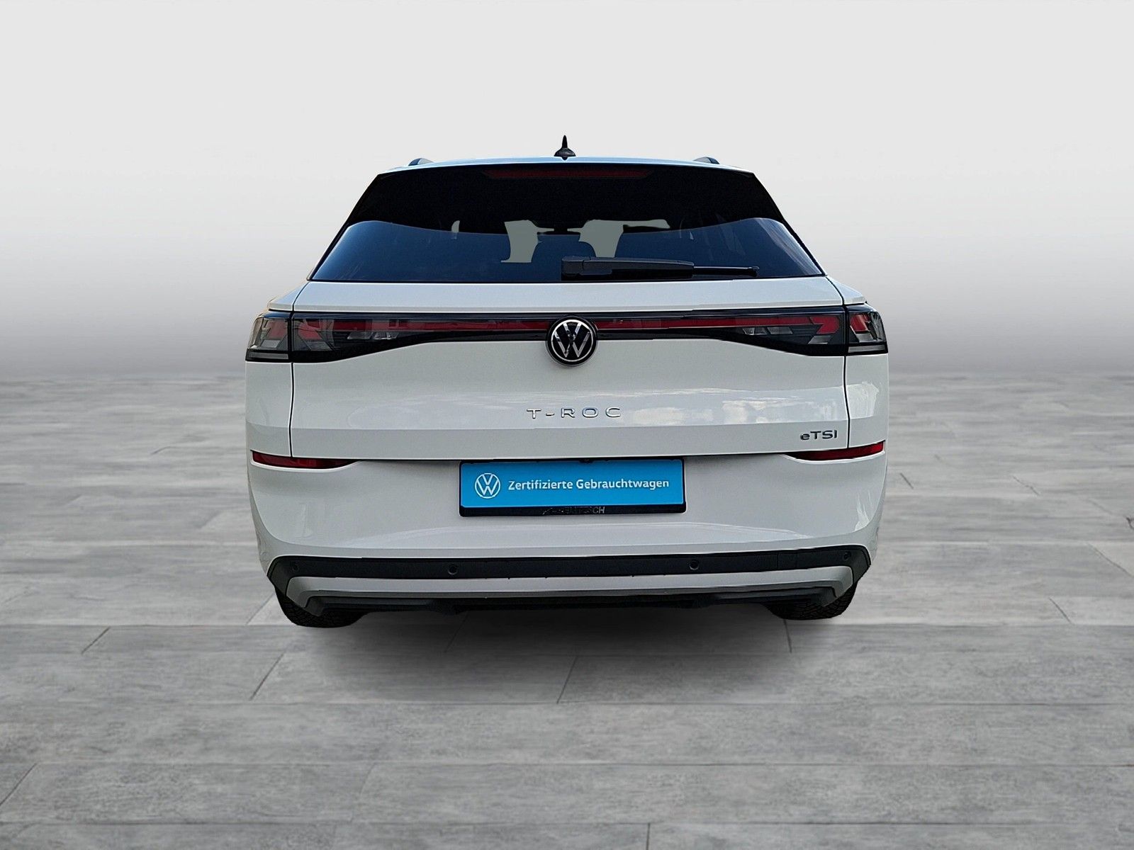 Fahrzeugabbildung Volkswagen T-Roc eTSI Life DSG LEDplus Navi AID ACC RFK SH