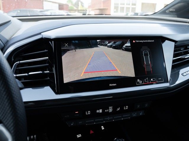 Q4 e-tron 40 S line HUD+NAVI+RFK+AHK+MATRIX