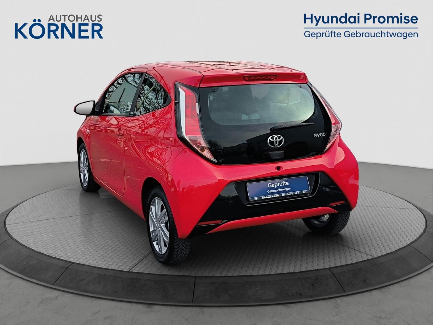 Toyota Aygo X-Play EDITION S 1.0 *KEYLESS*NAVI*CAM*