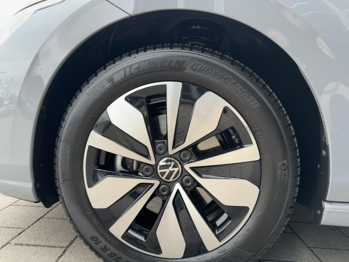 Volkswagen Golf - Bild 15