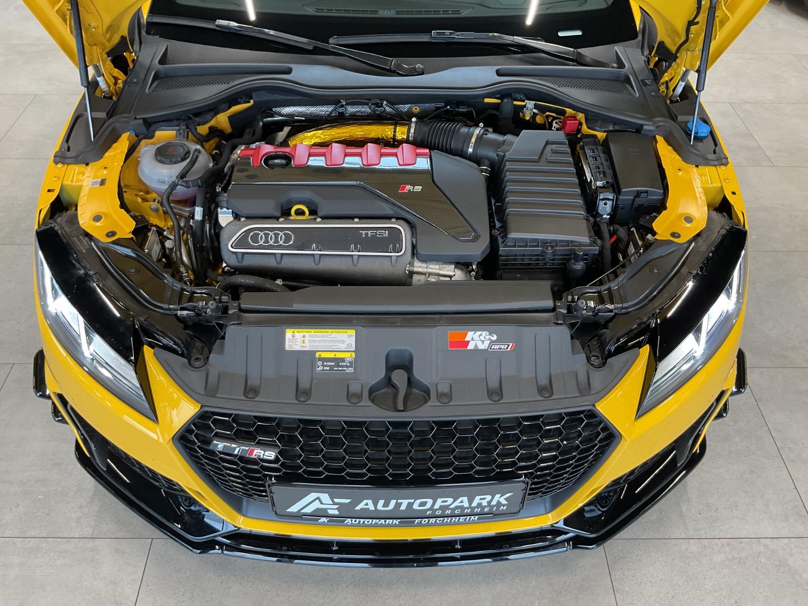 Audi TT RS Coupe Akropovic B&O Matrix 440PS 280km/h