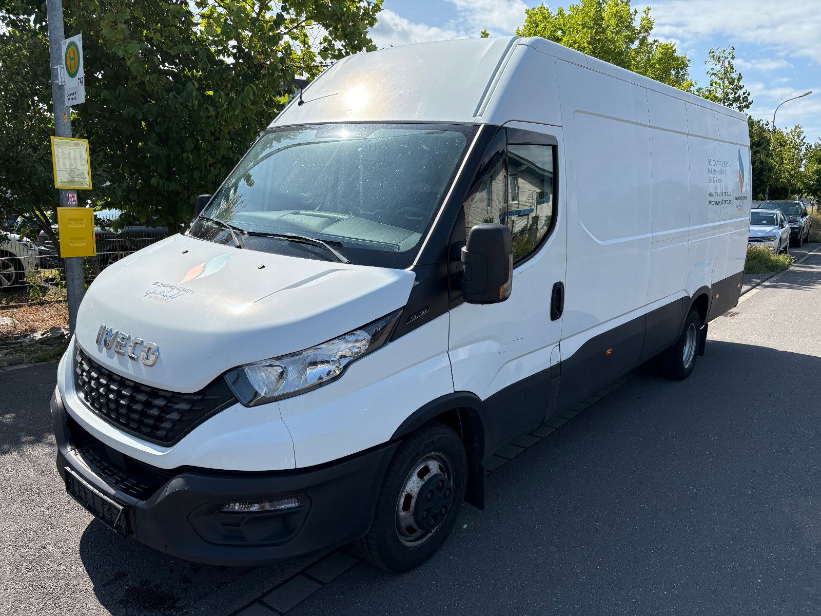 Fahrzeugabbildung Iveco Daily Kasten HKa 35 C ... V Radstand 4100/3-SITZ