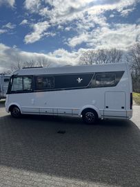 Niesmann + Bischoff iSmove 6.9 E 