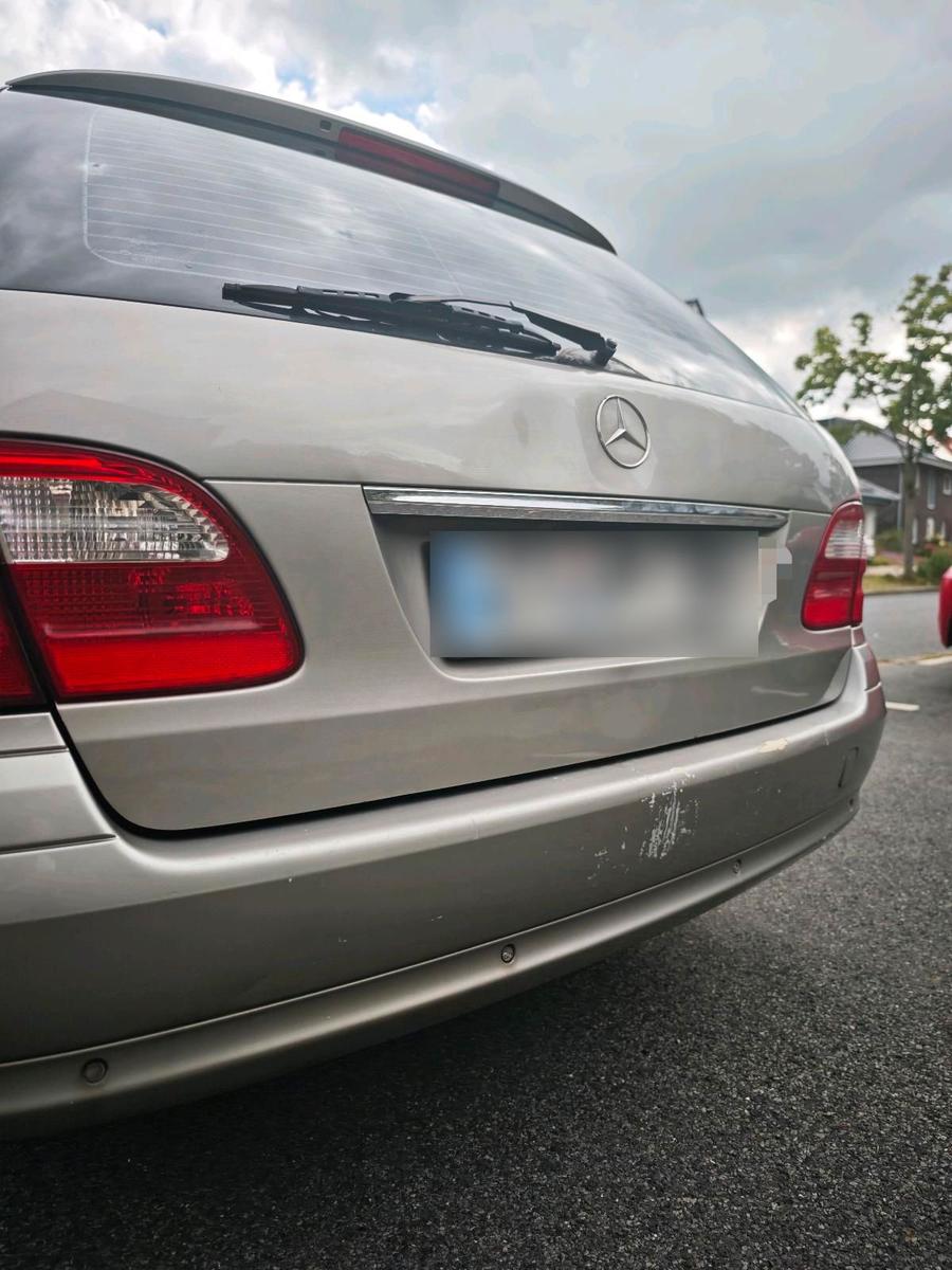 Mercedes-Benz E220 2004 — photo 7