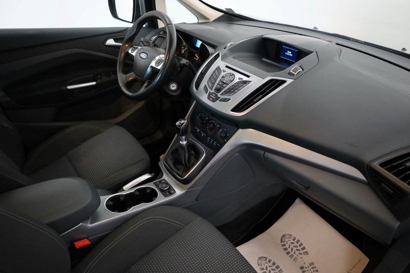 Fahrzeugabbildung Ford C-MAX Champions Edition SH,PDC,AHK,Allwetter