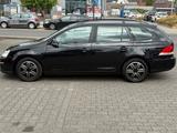 Volkswagen Golf V Variant Trendline - Volkswagen Golf aus 2008: Kombi