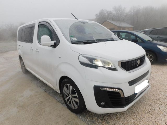 Peugeot Traveller BlueHDi 180 S&S EAT8 Business VIP L2