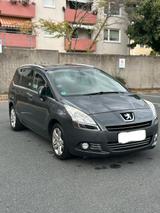 Peugeot PEUGEOT 5008 VOLLAUTOMATİK 128 TKM - gebrauchte Peugeot 5008 aus dem Jahr 2010