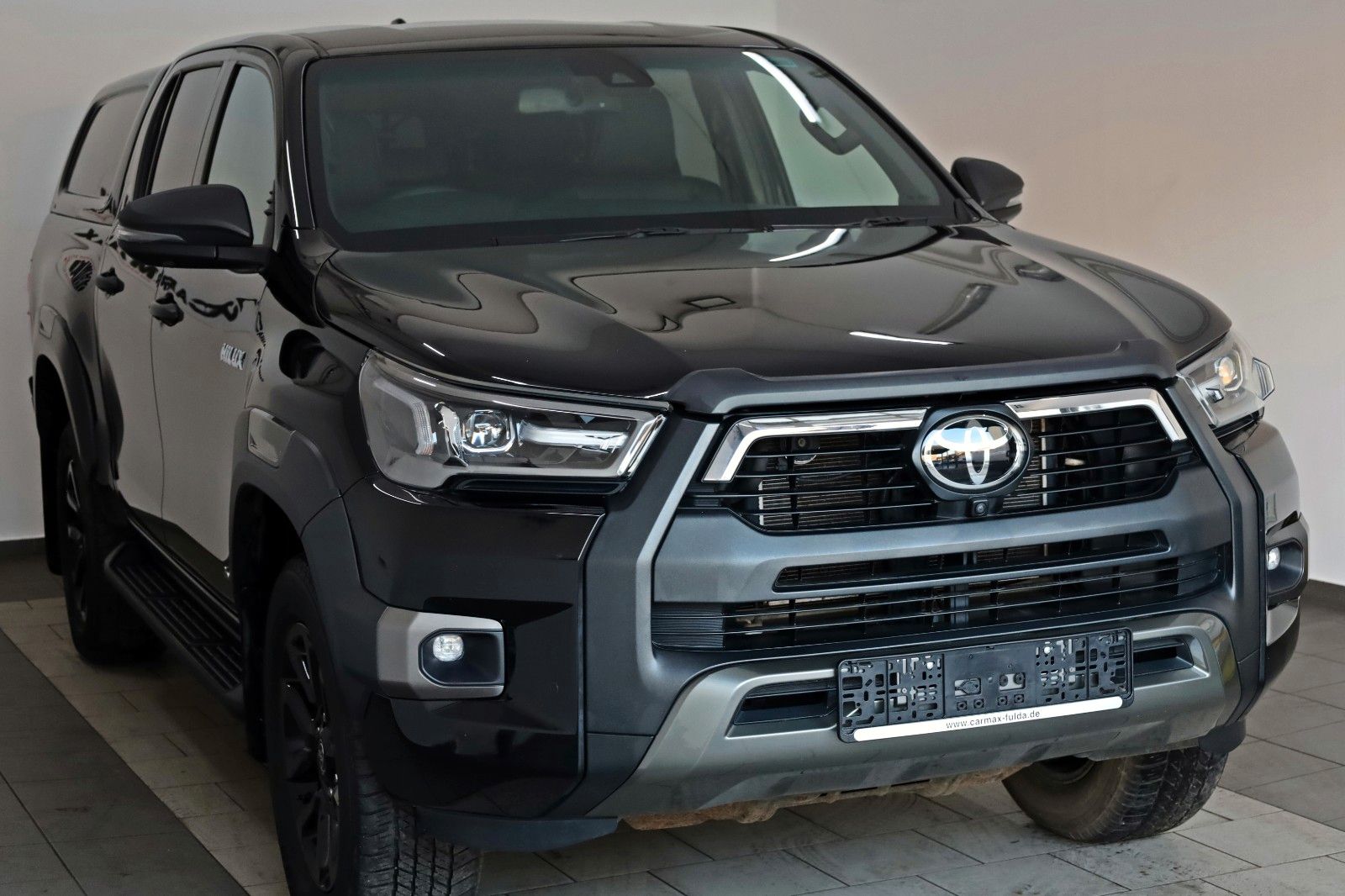 Fahrzeugabbildung Toyota Hilux 2.8 D-4D Invincible,HardTop,Rechtslenker !