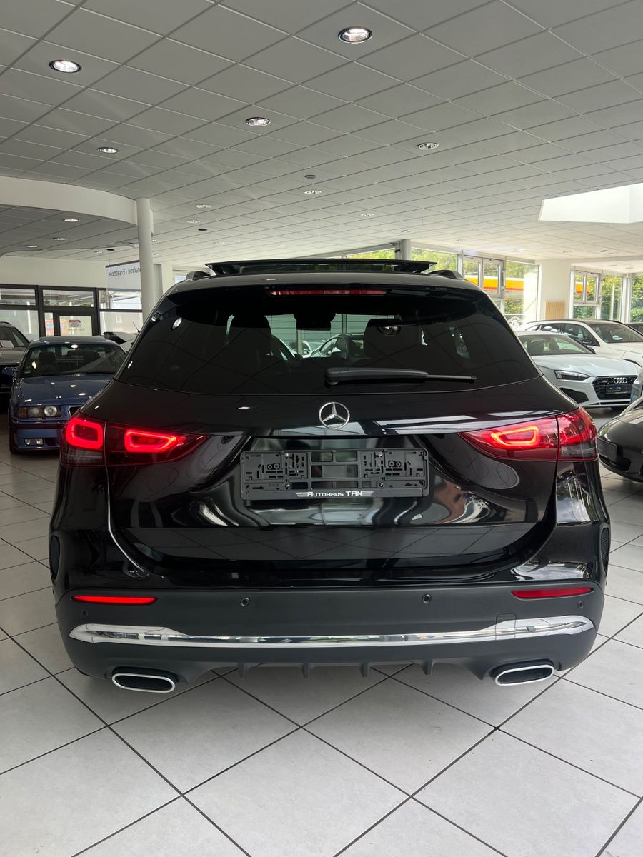 Fahrzeugabbildung Mercedes-Benz GLA 250 4Matic* AMG Line * PANORAMADACH *