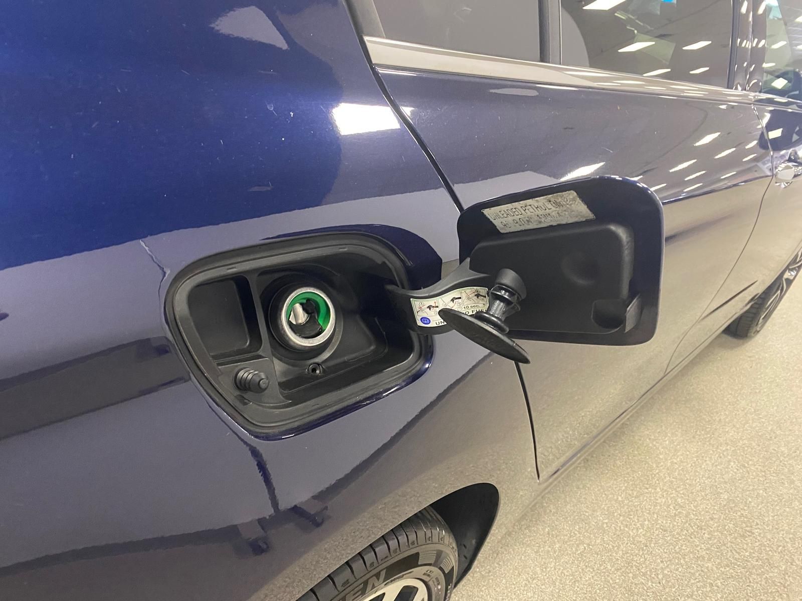 Fahrzeugabbildung Fiat Tipo 1.4 16V Turbo Lounge APP+KLIMA+PDC+NAVI+SIT
