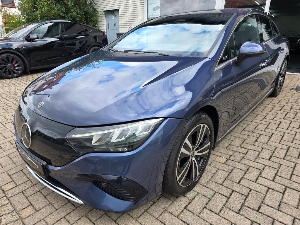 Image of Mercedes-Benz EQE