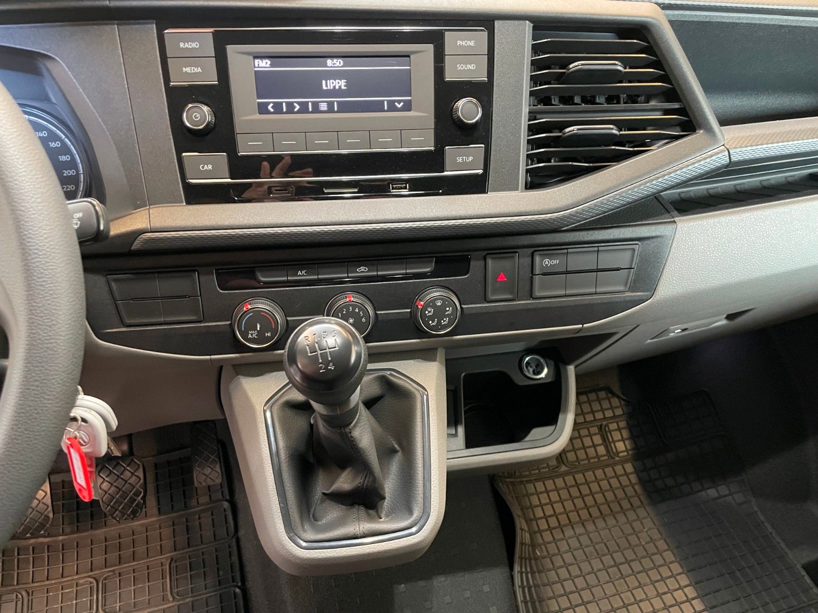 Fahrzeugabbildung Volkswagen T6.1  Transporter 2.0 TDI  Klima Flügeltüren