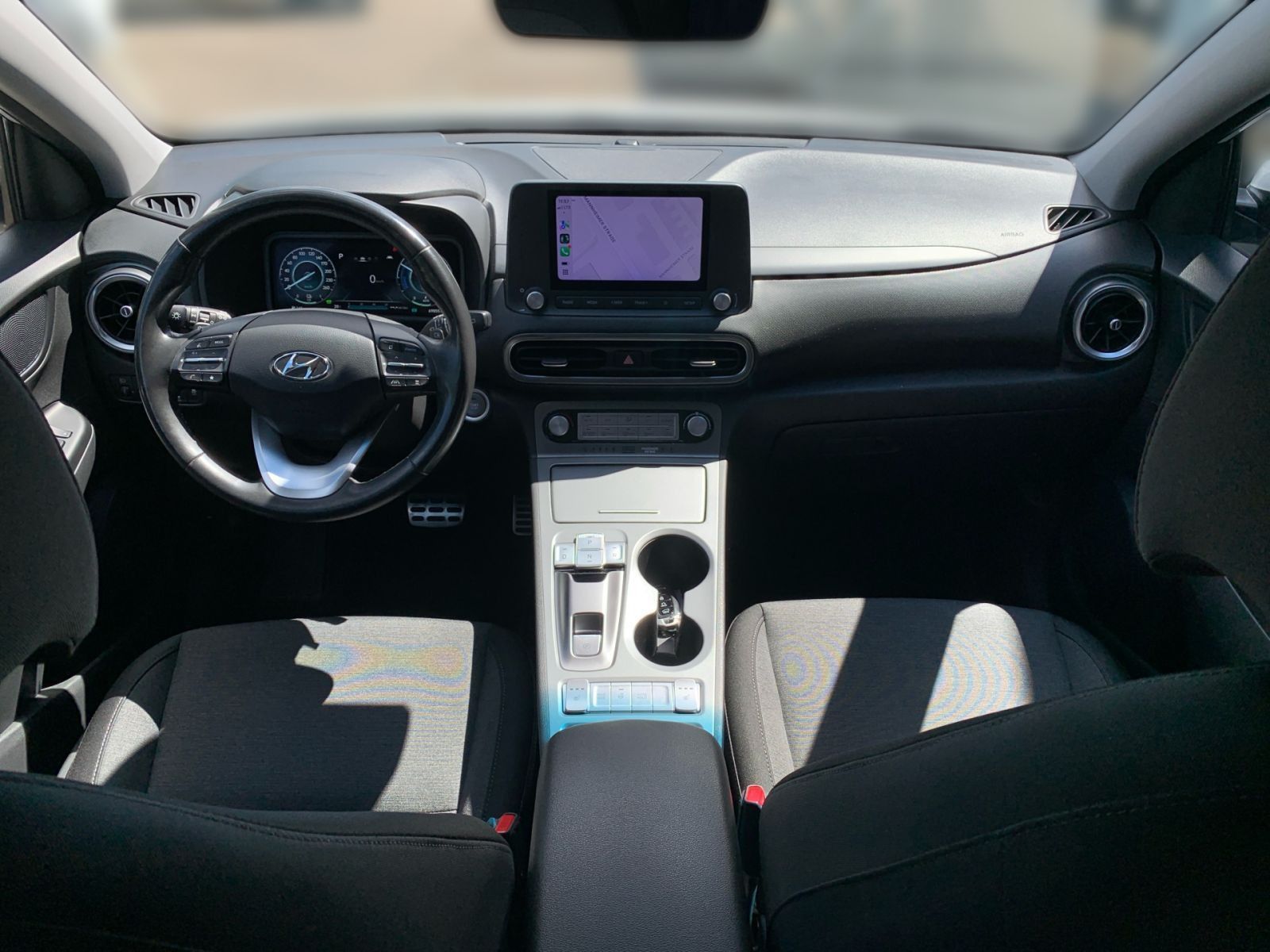 Fahrzeugabbildung Hyundai KONA Select Elektro 11 kW OBC Sitzheizung