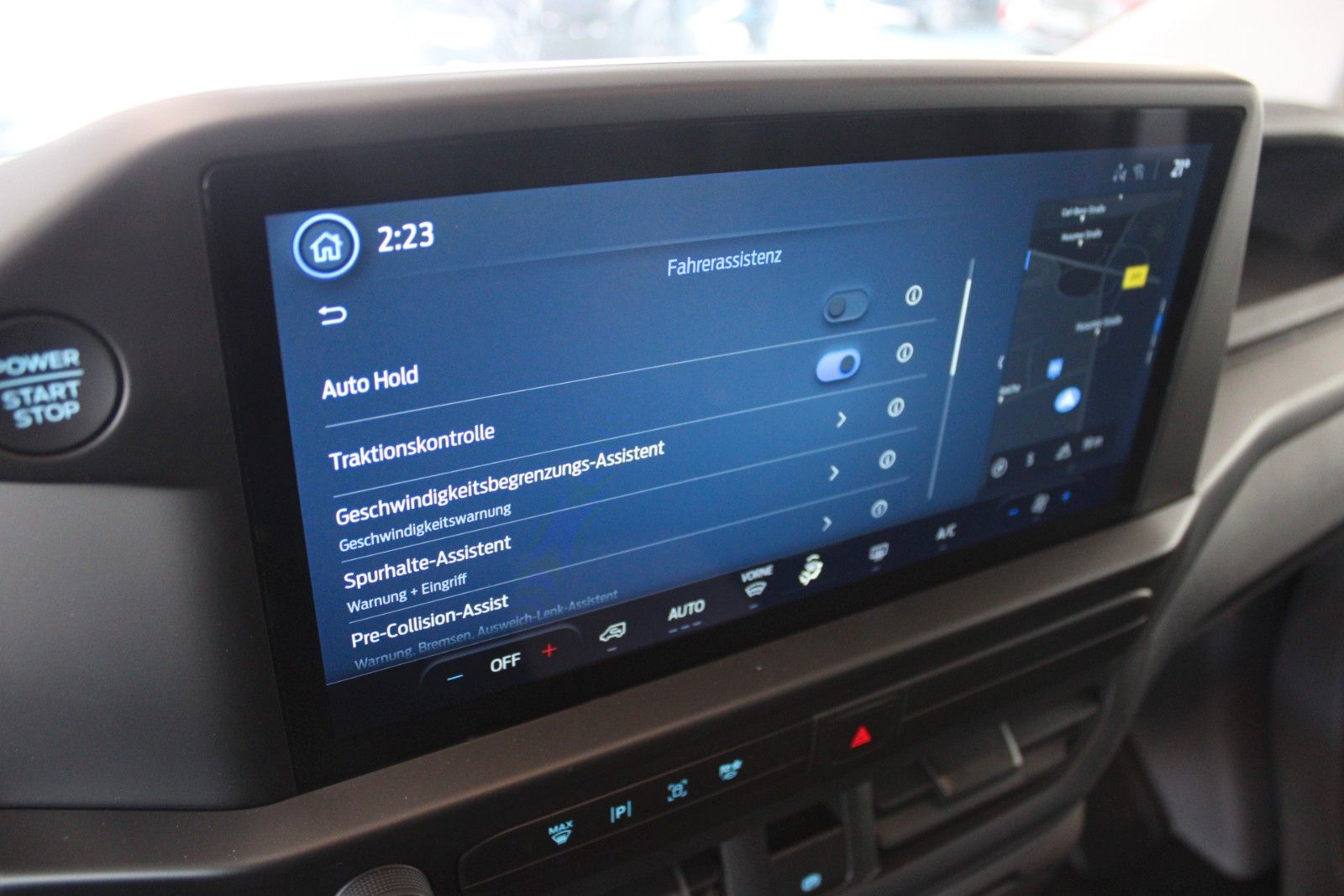 Fahrzeugabbildung Ford Transit Custom Kombi Trend 9-Sitzer LED NAVI CAM