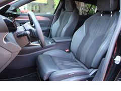 Fahrzeugabbildung Peugeot 408 225 GT*LED-Matrix!*Focal-Sound!*Kamera*19Z*