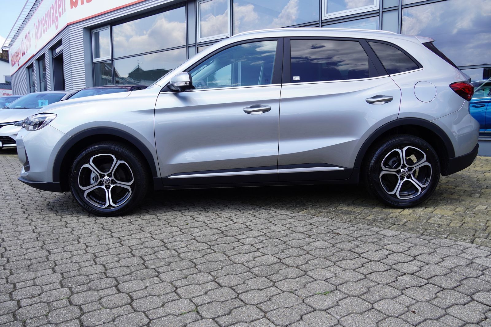 MG ZS