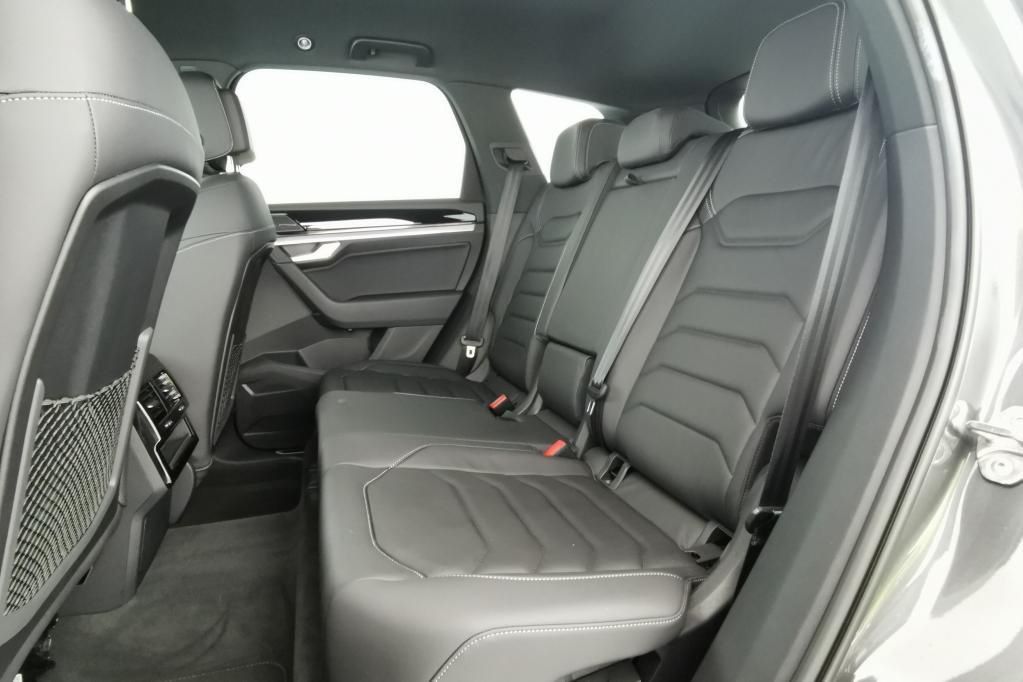 Volkswagen Touareg R-Line 4Motion 3.0 TDI SCR 170kW 8-Gang