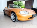Mazda MX-5 1.8i 16V cat 10th Anniversary - Mazda MX-5: 10th Anniversary