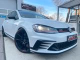 Volkswagen Golf VII GTI/EVENTURI/STHG/KAMERA/MOTORSPORT - Volkswagen Golf: GTI Motor