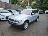 BMW X3 Baureihe X3 3.0i *1.HAND*PDC*XENON*SCHECKHEFT - gebrauchte BMW X3 aus dem Jahr 2005