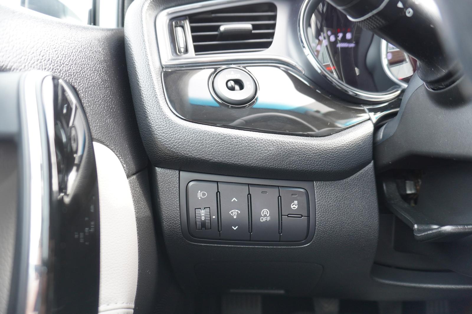 Kia Ceed SW 1.4 Attract Klimaaut. Kamera Sitzheizung