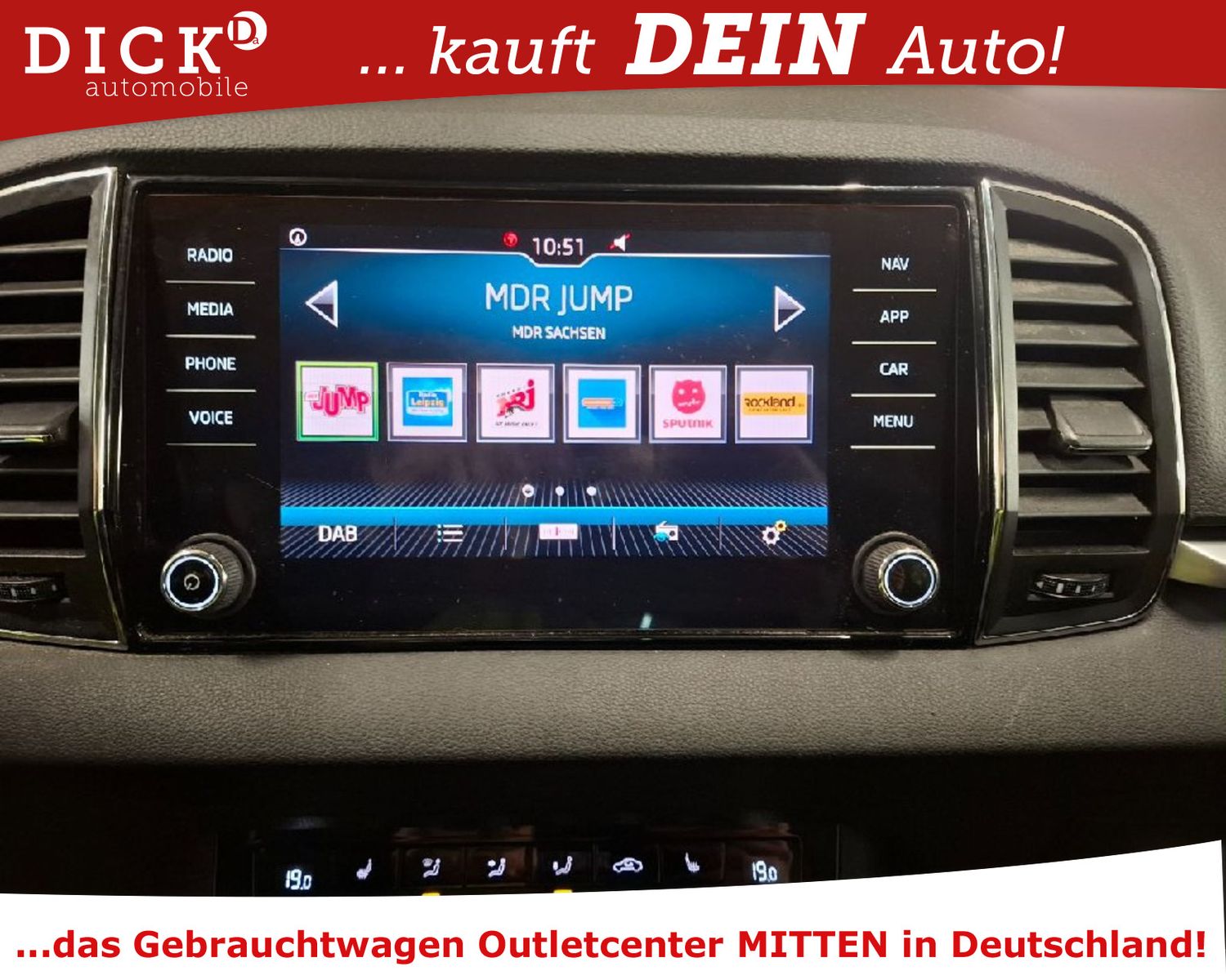 Fahrzeugabbildung SKODA Karoq 2.0d Style NAVI/DAB/SHZ/RFK/AHK/PDC