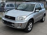 Toyota RAV 4 RAV4 2.0 Executive 4X4*AUTOMATIK* TÜV NEU - SUVs & Geländewagen aus dem Jahr 2000