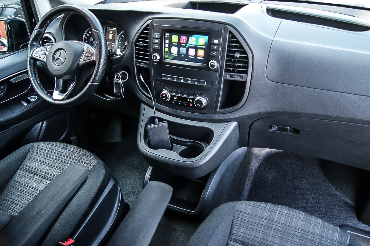 Fahrzeugabbildung Mercedes-Benz Vito Mixto 119 CDI 4x4 lang LED NAVI STANDHZG