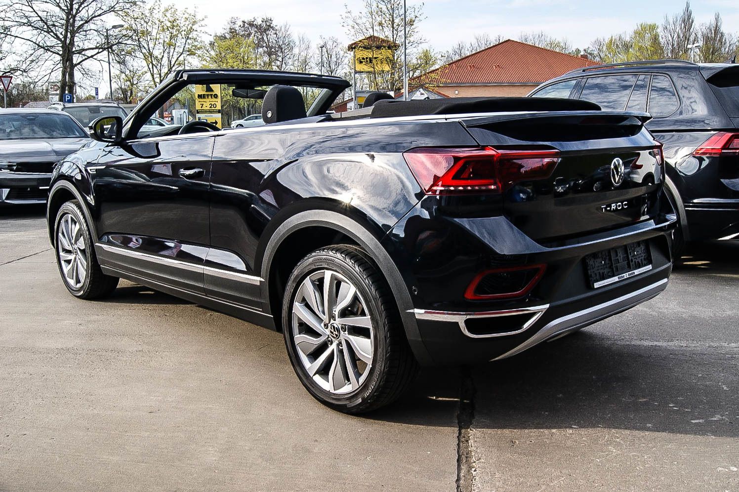Fahrzeugabbildung Volkswagen T-Roc Cabriolet Move IQ-LIGHT KAMERA E-VERDECK