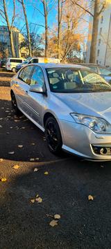 Renault Laguna Dynamique 2.0 16V 140 Dynamique - Renault Laguna: Dynamique