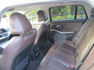 BMW 320 - 9