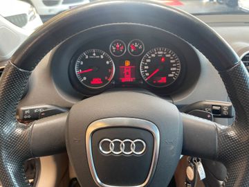 Audi A3 Sportback 1.8 TFSI Aut. *SHZ*LEDER*TÜV-NEU*