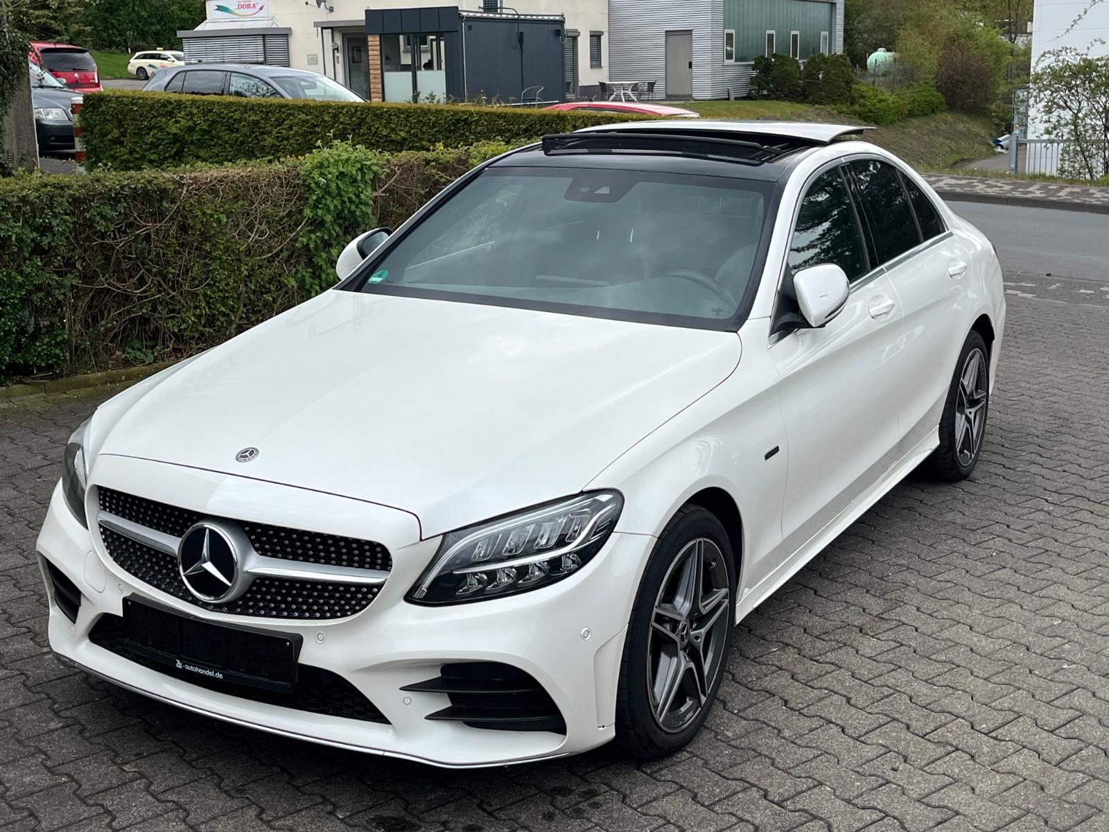 Mercedes-Benz C 300de Limousine AMG Panorama LED Distronic
