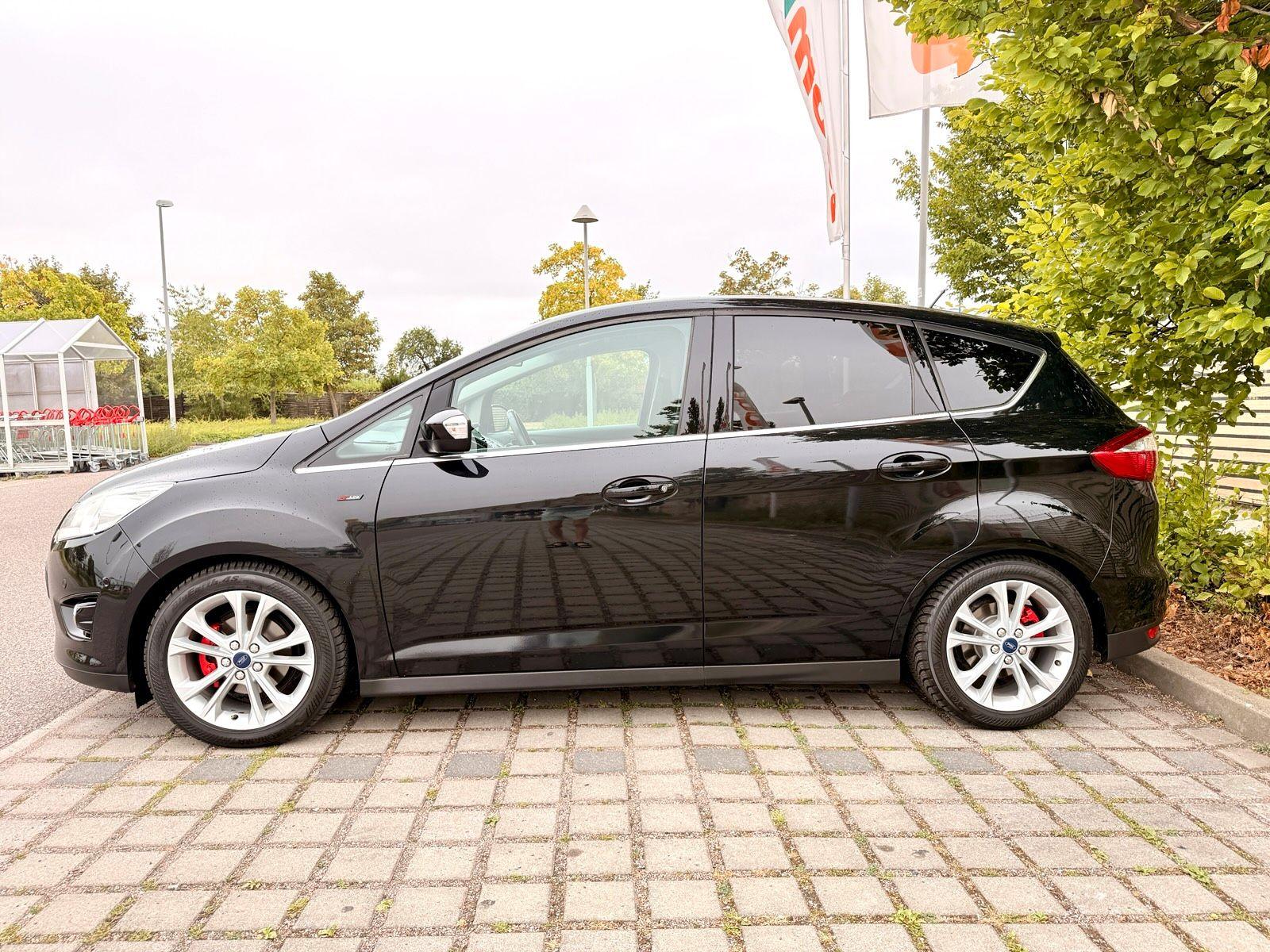 Ford C-MAX 2012 — interior