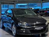 Volkswagen Scirocco 2.0 TDI R-Line "BI-XENON NAVI TEMPOMAT" - Volkswagen Scirocco R mit Diesel-Antrieb