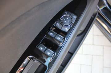 Ford Mondeo Turnier Hybrid *ANHÄNGERKUPPLUNG*LED*