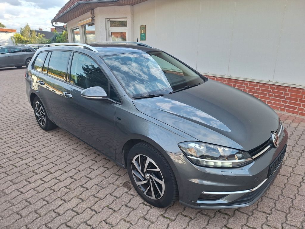 Image of Volkswagen Golf