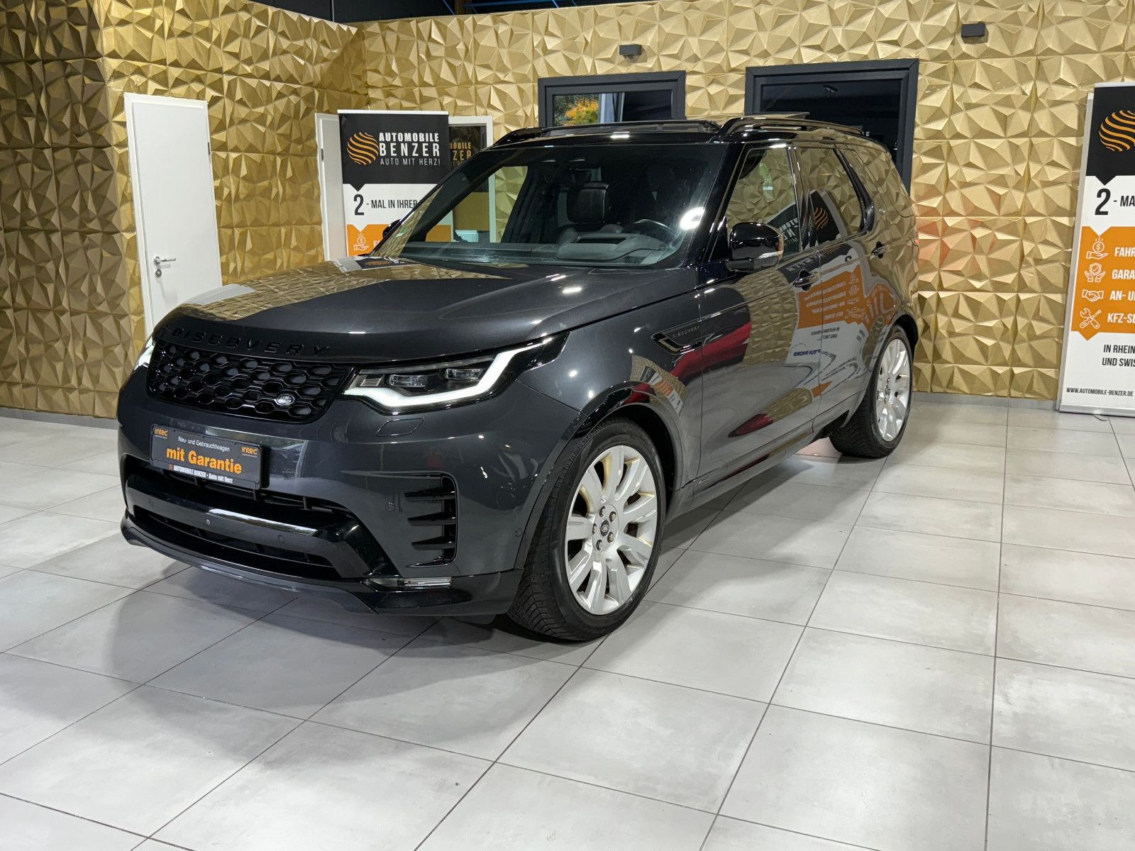 Fahrzeugabbildung Land Rover 5 R-Dynamic HSE D300/7-SITZER/PANO/3D-KAM/VOLL