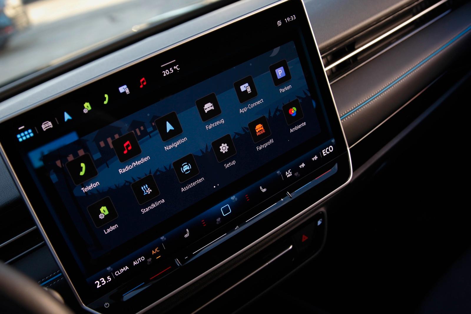 Volkswagen ID.7 Pro 210kW/HUD/Memory/Matrix/32353netto