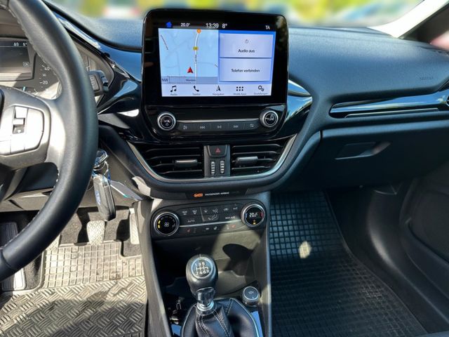 Fiesta Titanium 1.0 EcoBoost Navi RearCam Sound 