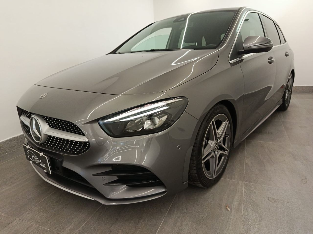 MERCEDES-BENZ Mercedes-benz B 180 d Automatic Premium